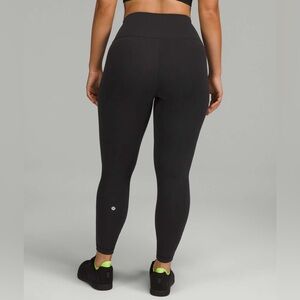 Lululemon Wunder Train Contour Fit High-Rise Tight 25"
Black Size 10